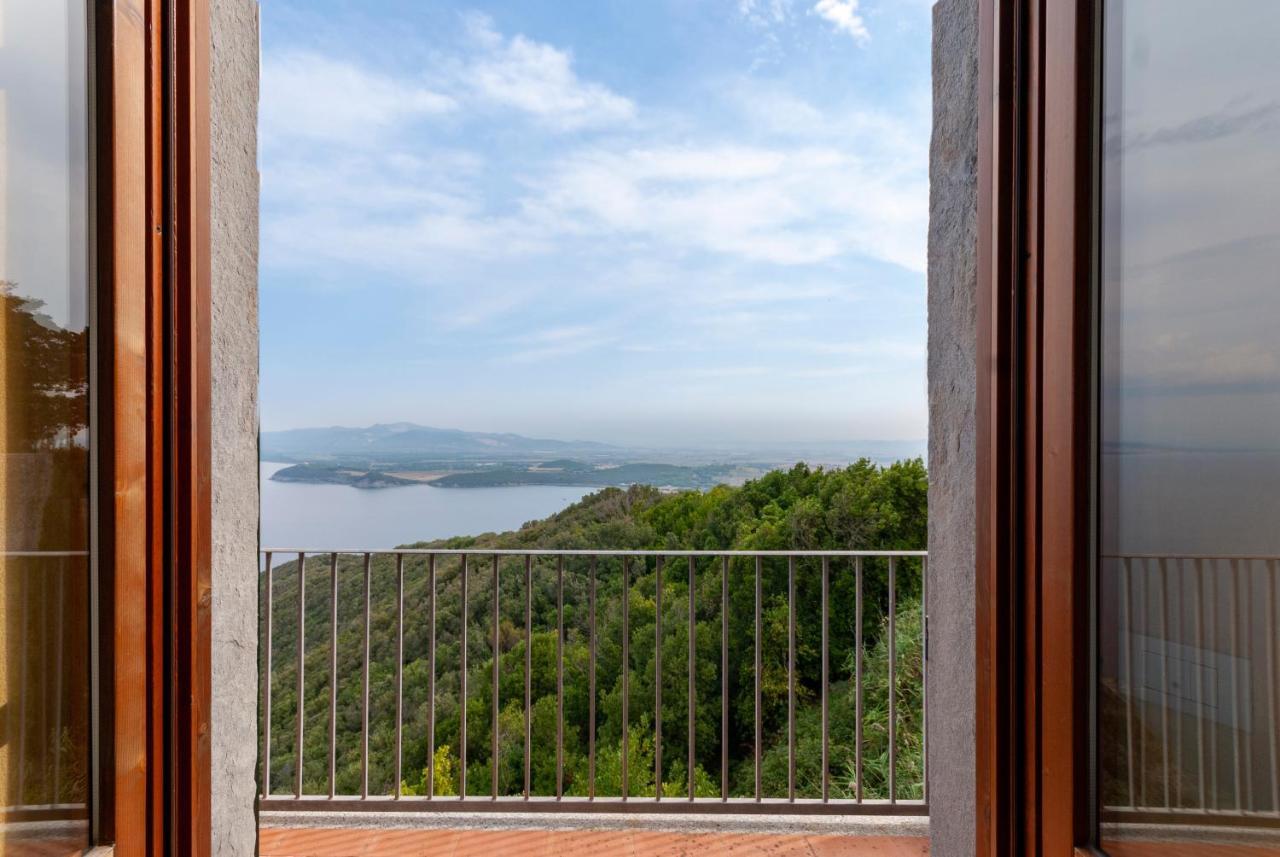 Castello Di Populonia Villa A Mare Exterior photo